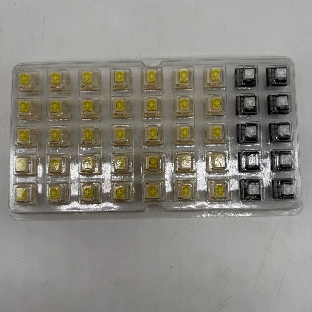 Unbranded Mechanical Switches Yellow & Black Lot Computer Kayboard Parts